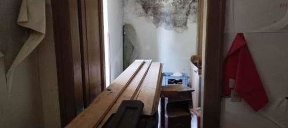 Studio in Cocquio-Trevisago, Italy No. 184524 34