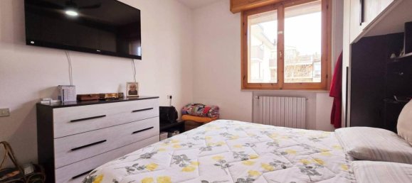 3 rooms Apartment in Rimini, Italy No. 39375 20
