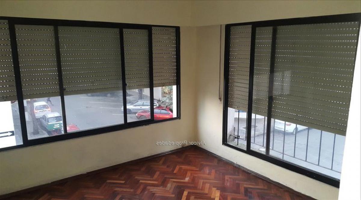 2 bedrooms Apartment in Montevideo, Uruguay No. 6475