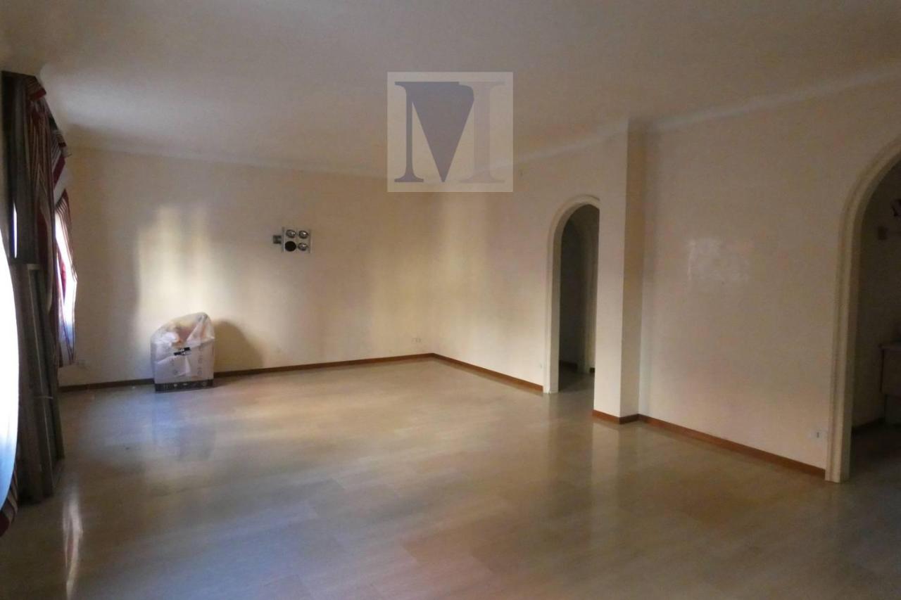 5 rooms Apartment in Padua, Italy No. 28263