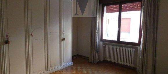 5 rooms Apartment in Padua, Italy No. 28263 13
