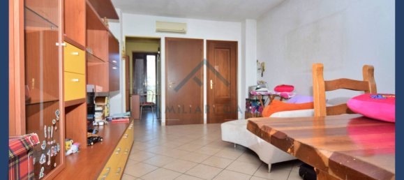 Casa de 3 dormitorios en Carnago, Italy No. 307523 23