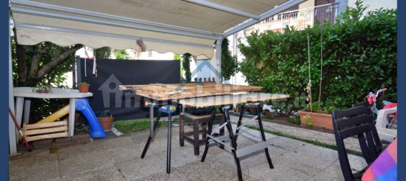 Casa de 3 dormitorios en Carnago, Italy No. 307523 2