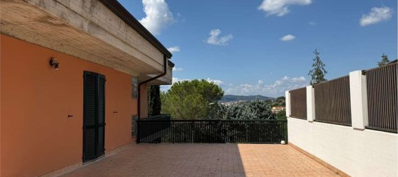 Villa T7 em Perugia, Italy N.º 379939 18