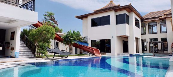 7 bedrooms Cafe / restaurant in Pattaya, Thailand No. 4894 2