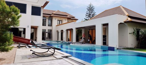 7 bedrooms Cafe / restaurant in Pattaya, Thailand No. 4894 26