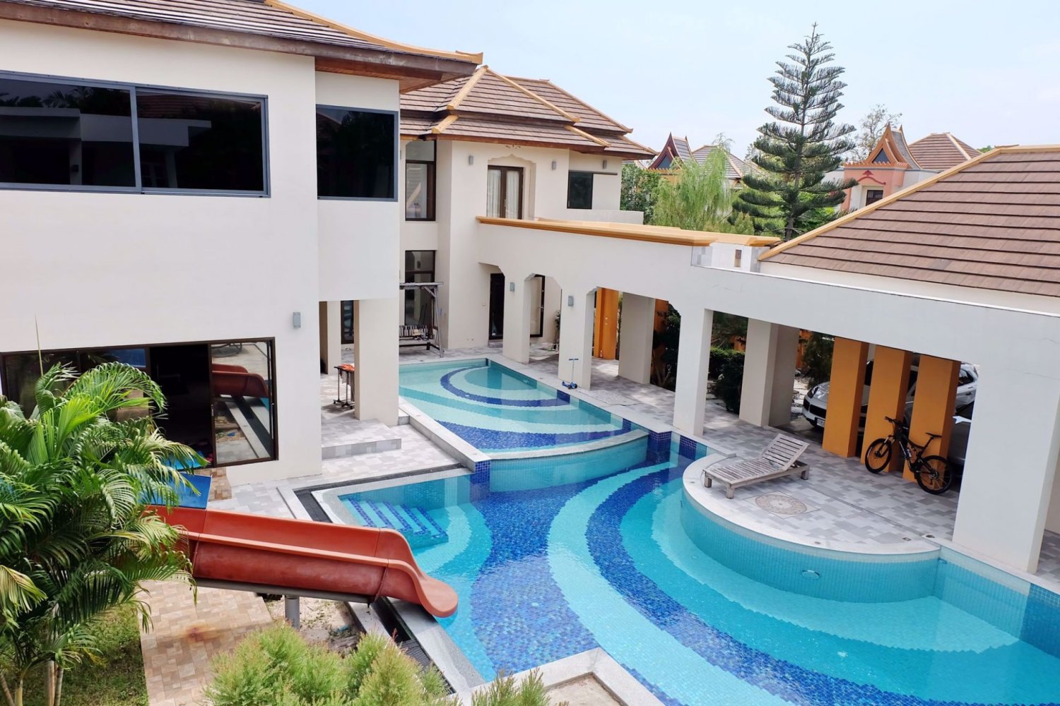 7 bedrooms Cafe / restaurant in Pattaya, Thailand No. 4894