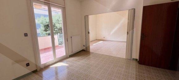 Квартира с 2 спальнями в Бари, Италия № 29071 10