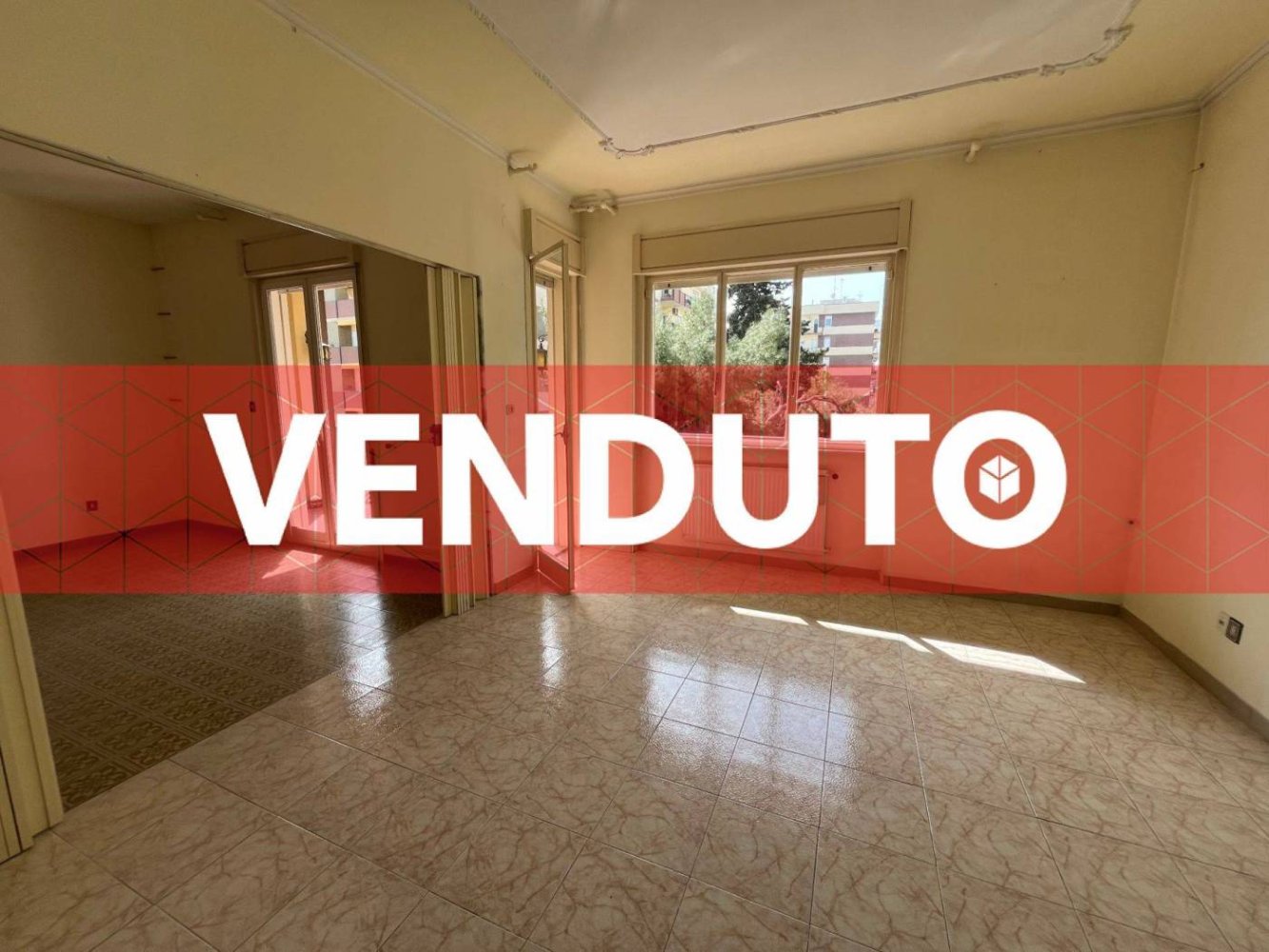 Квартира с 2 спальнями в Бари, Италия № 29071