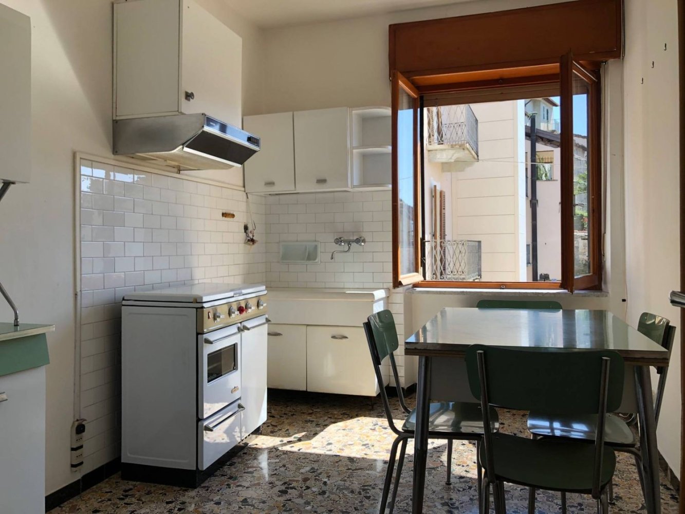 2-salle Appartement à Monastero di Vasco, Italy No. 306960