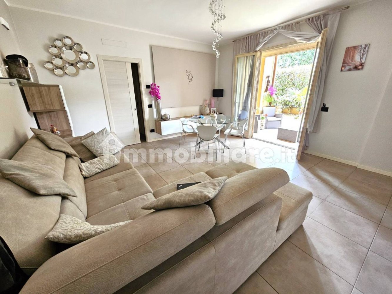 2 bedrooms Apartment in Legnano, Italy No. 389044