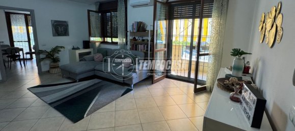 3 rooms Apartment in Vittuone, Italy No. 258158 5