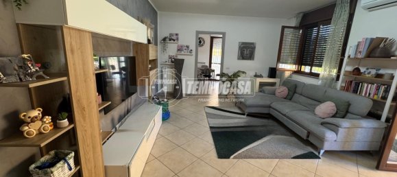 3 rooms Apartment in Vittuone, Italy No. 258158 16