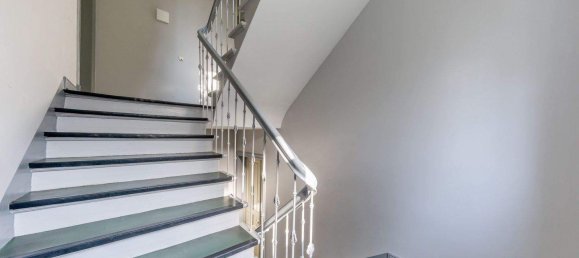 Квартира с 2 комнатами в Альтона, Германия № 220852 5