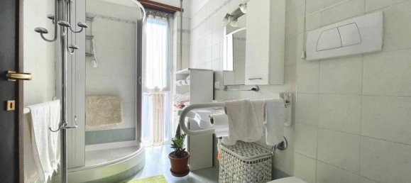 5غرفة شقة في Turin, Italy رقم 35949 24