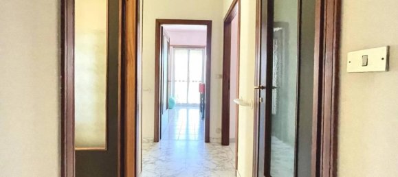 5غرفة شقة في Turin, Italy رقم 35949 18