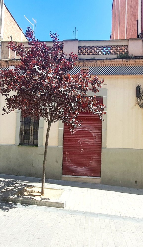 Gewerbliche Immobilie in Barcelona, Spain 100m², Nr. 150846