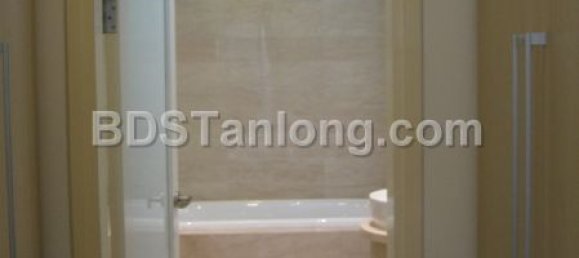 3 bedrooms Apartment in Tay Ho, Vietnam No. 7206 4