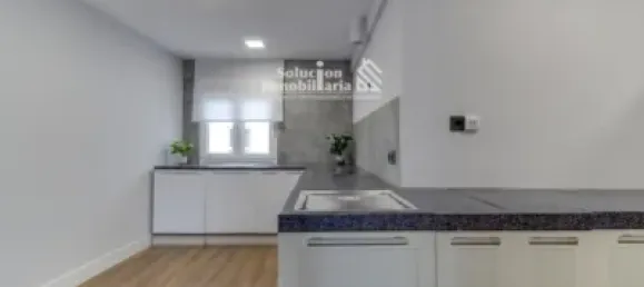 Квартира с 4 спальнями в Саламанка, Испания № 107909 5