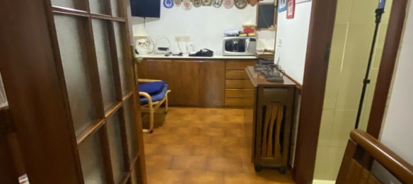 2 bedrooms Apartment in Naples, Italy No. 135839 2