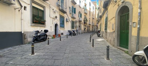 2 bedrooms Apartment in Naples, Italy No. 135839 13