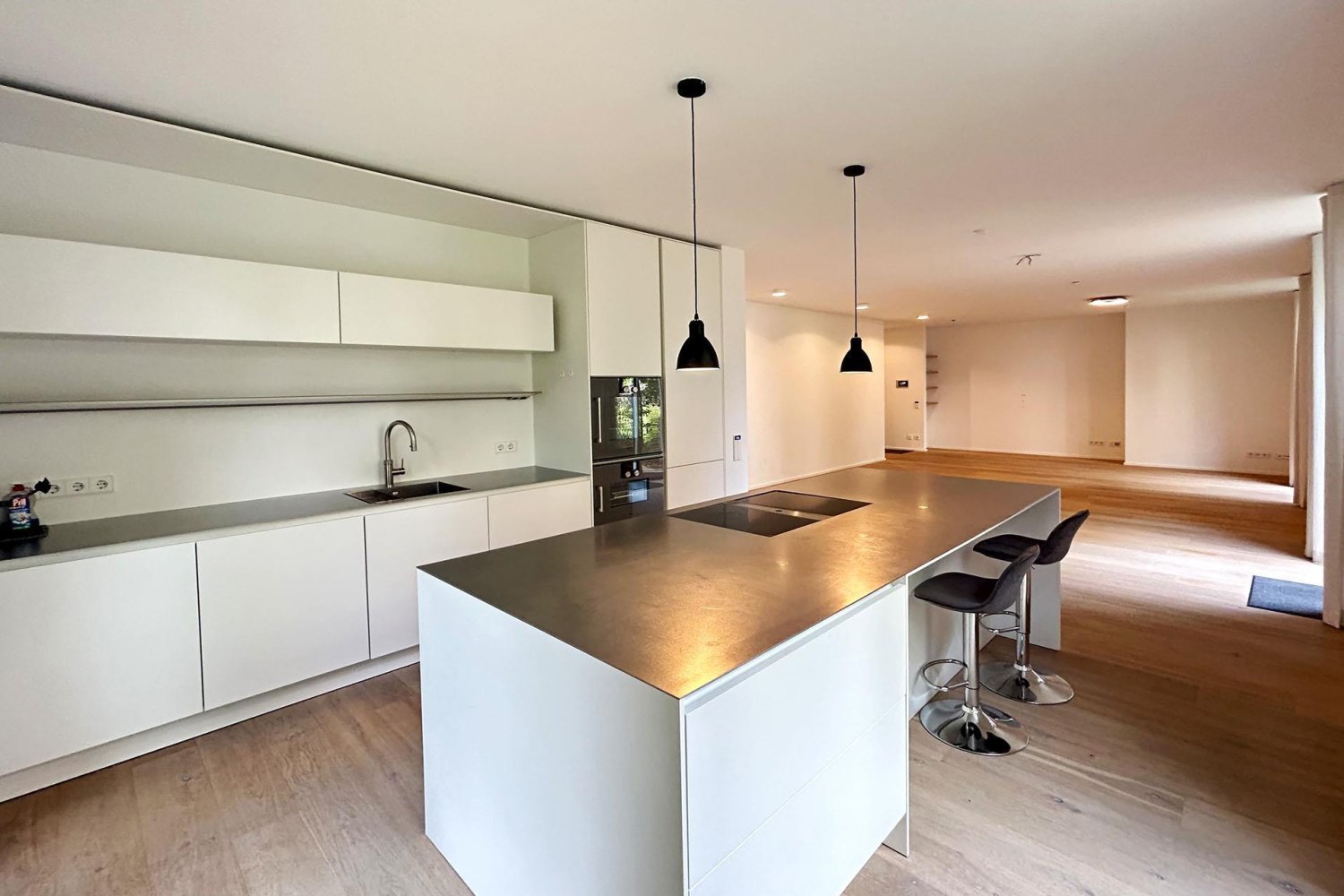 5-Zimmer Wohnung in Stuttgart, Germany, Nr. 243525