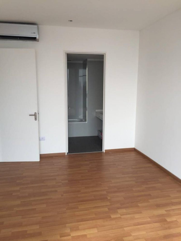 Studio in Buenos Aires, Argentina, Nr. 76689