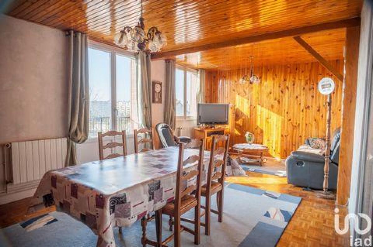 Condominio de 2 dormitorios en Meaux, France No. 23935