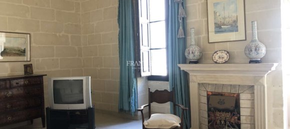 4 bedrooms Townhouse in Sliema, Malta No. 10331 16