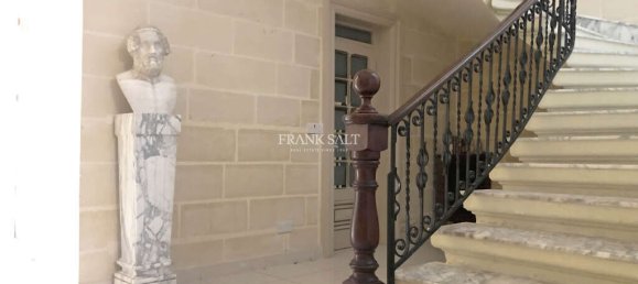 4 bedrooms Townhouse in Sliema, Malta No. 10331 8