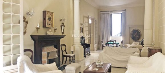 4 bedrooms Townhouse in Sliema, Malta No. 10331 6