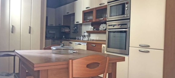 4 bedrooms Townhouse in Sliema, Malta No. 10331 4