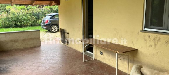 2 bedrooms Villa in Castellamonte, Italy No. 120039 3