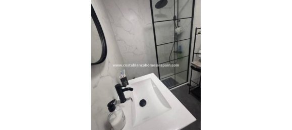 2 bedrooms Apartment in Alicante, Spain No. 261747 18