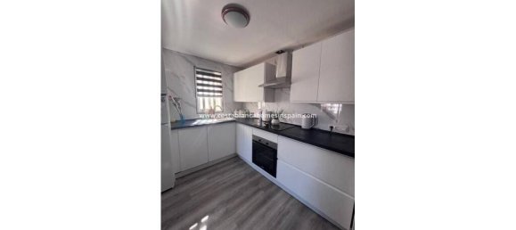 2 bedrooms Apartment in Alicante, Spain No. 261747 3