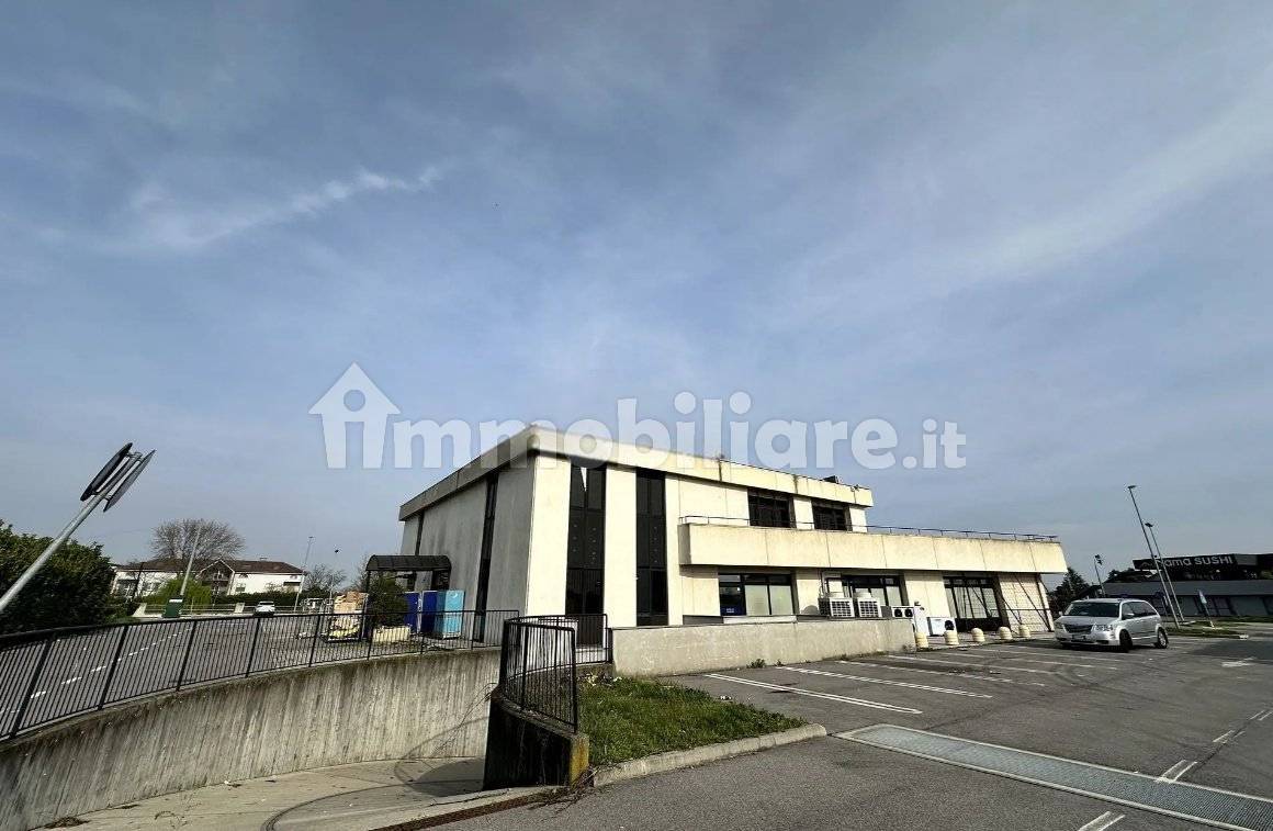 Armazém de 1 divisão em Cornate d'Adda, Italy N.º 294951