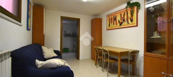 Квартира с 3 комнатами в Кастильоне делле Стивьере, Италия № 193797 25