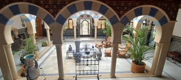 5 bedrooms Villa in Alicante, Spain No. 186416 9