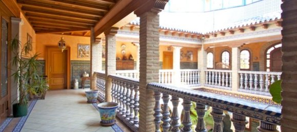 5 bedrooms Villa in Alicante, Spain No. 186416 24