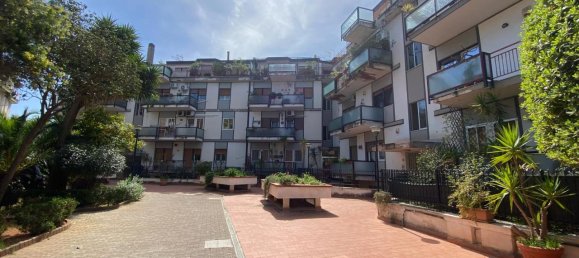 6 rooms Apartment in Palermo, Italy No. 127955 29