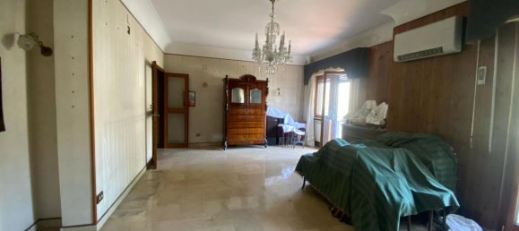 6 rooms Apartment in Palermo, Italy No. 127955 8