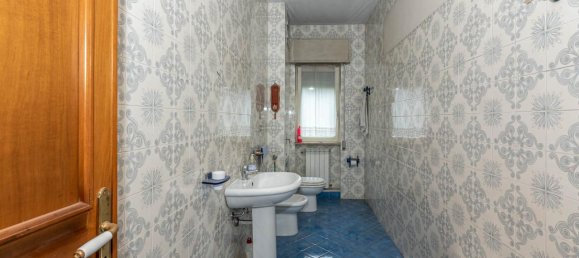 6 rooms Apartment in Palermo, Italy No. 127955 18