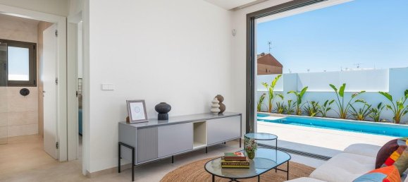 3 bedrooms Villa in San Javier, Spain No. 7009 9