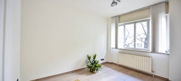 4 rooms Office in Turin, Italy No. 55429 19
