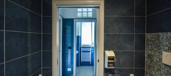 4 rooms Office in Turin, Italy No. 55429 9