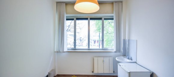 4 rooms Office in Turin, Italy No. 55429 29