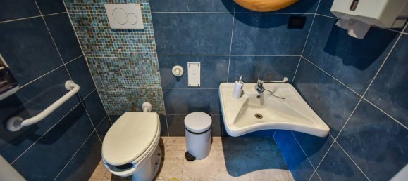 4 rooms Office in Turin, Italy No. 55429 8