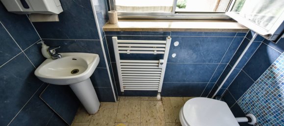 4 rooms Office in Turin, Italy No. 55429 10