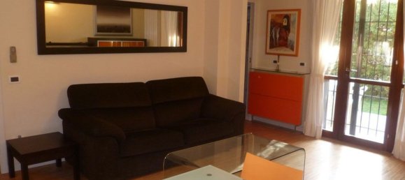 Квартира с 2 комнатами в Червия, Италия № 149725 3