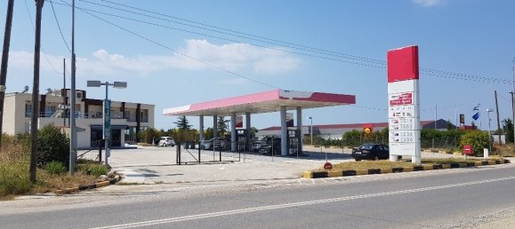 576m² Property in Chalkidiki, Greece No. 5496 2